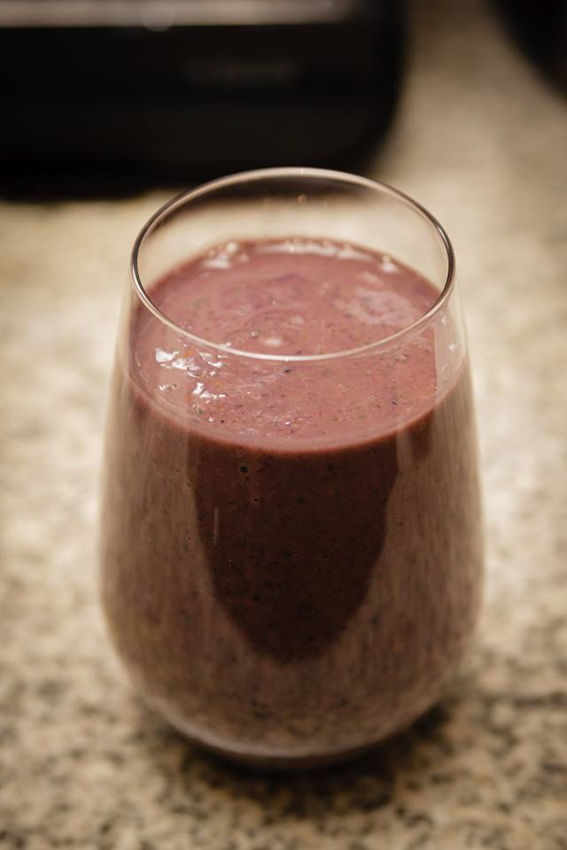 Smoothie - Berries and Greens